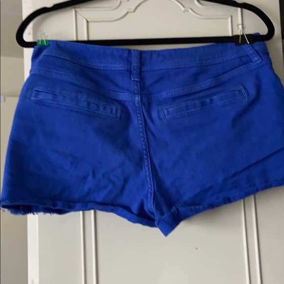 Arizona Blue Cargo Shorts - Picture 2 of 2